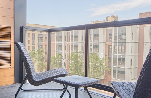 Downtown East Apartment | Sonder at East End | Superior Two-Bedroom Apartment w/Balcony
