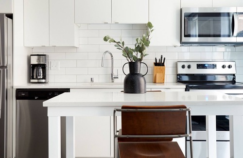 Minneapolis Apartment | Sonder at LUNA | Extended Stay Studio Apartment