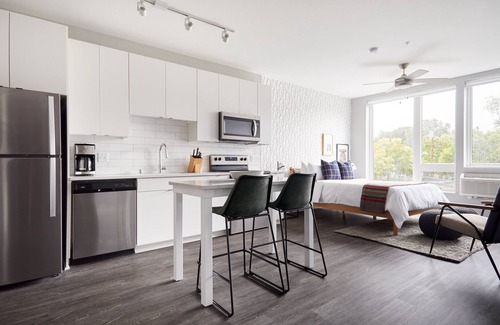 Minneapolis Apartment | Sonder at LUNA