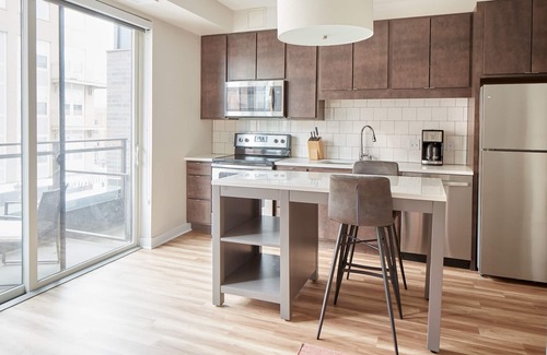 Uptown Apartment | Sonder at REVEL | One-Bedroom Apartment w/Balcony