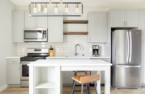 Mill District Apartment | Sonder at Vicinity | One-Bedroom Apartment
