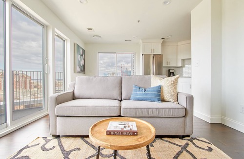 SoNo Apartment | Sonder Baltimore Place