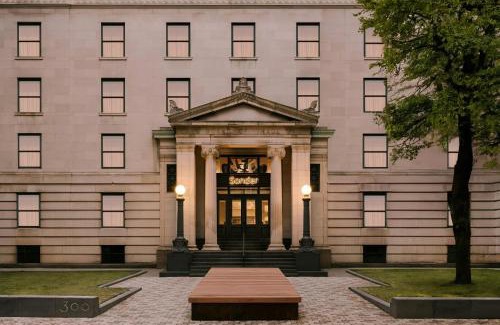 Old Montreal Apartment | Sonder by Marriott Bonvoy Apollon Apartments Old Montreal