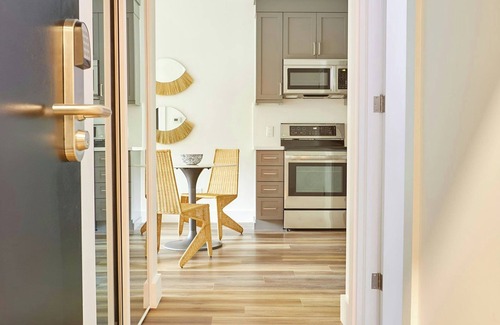 Grange Park Hotel | Sonder by Marriott Bonvoy The Elm Apartments Downtown