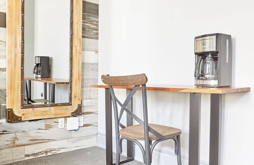 Church and Wellesley Apartment | Sonder The Wellesley