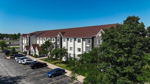Blue Springs Hotel | Sonesta Essential Hotel Blue Springs