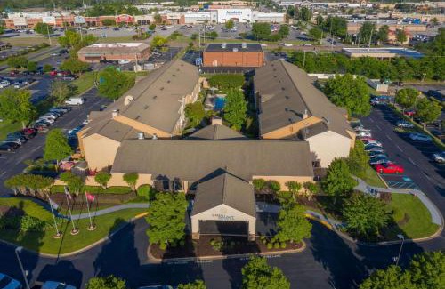 Twin Brook Hotel | Sonesta Select Chattanooga Hamilton Place