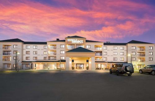 Novi Hotel | Sonesta Select Detroit Novi