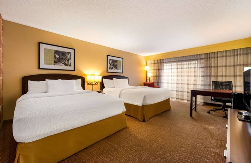 Novi Hotel | Sonesta Select Detroit Novi