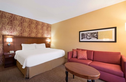 Auburn Hills Hotel | Sonesta Select Detroit Auburn Hills