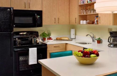Dublin Hotel | Sonesta Simply Suites Dublin Columbus