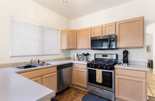 Continental Ranch House | Sonesta Tucson 3 Bedroom Home by RedAwning