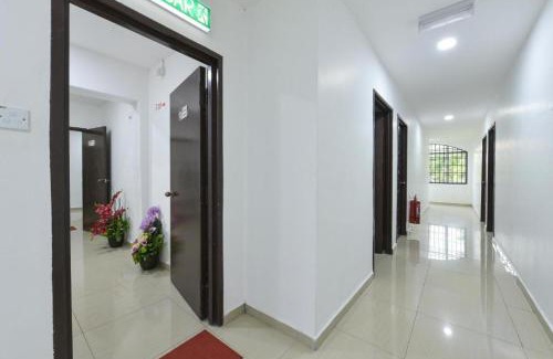 Simpang Renggam Hotel | Song 99 Hotel