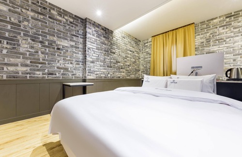 Pyeongtaek Hotel | Songtan Bella