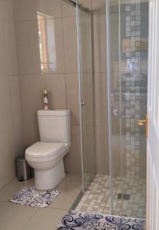 Universitas Apartment | SONHOS dreams Self catering apartment Unit 1