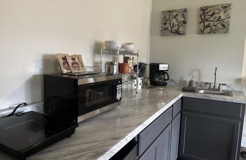 Aberdeen House | Sonia's Guest Suite in Montesano-Gateway to Olympic National Park