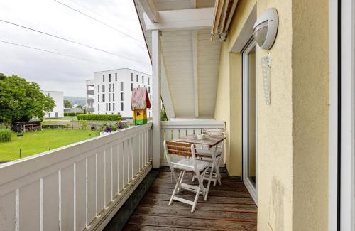 Kadelburg Apartment | Sonnige Ferienwohnung mit Balkon