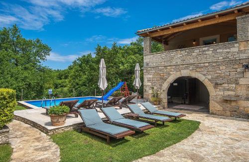 Gradisce House | Sonnige Villa mit privatem Pool, WLAN, Klima, Garten und Grill