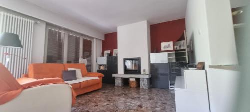 Purasca House | Sonniges Funkloch