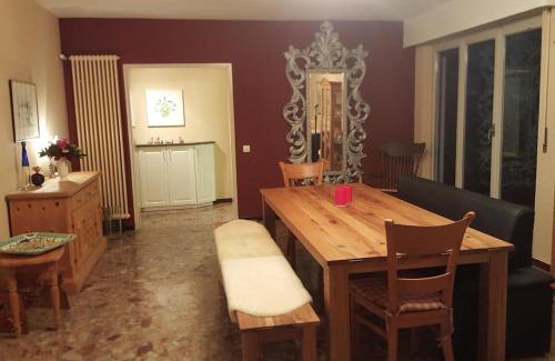 Purasca House | Sonniges Funkloch