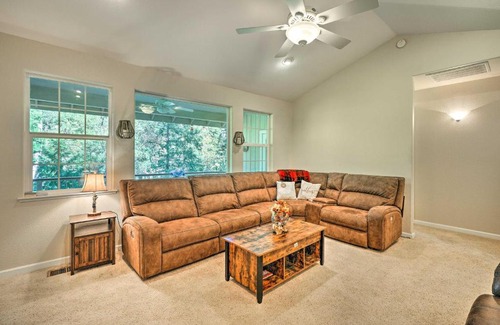 Phoenix Lake-Cedar Ridge House | Sonora Home with Pool Table, Grill and 2 Balconies