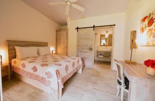 Puerto Viejo de Talamanca Cabin | Sonora Jungle & Yoga Retreat