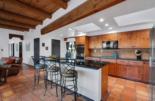 Hidden Valley House | Sonoran gem in Hidden Valley with POOL!