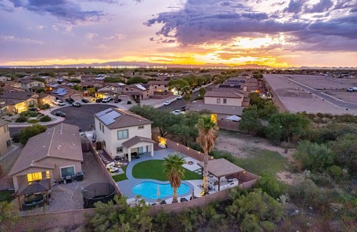 Tucson House | Sonoran serenity stay.