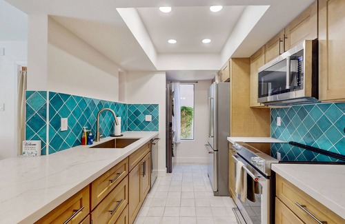 South Scottsdale Condo | Sonoran Starlight condo with large backyard, pool and jacuzzi