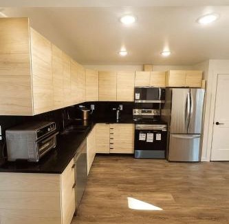 Sooke Apartment | Sooke Mountain View Suite