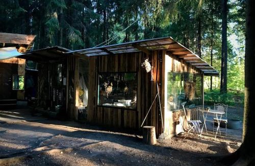 Antsla Parish House | Soomaa Forest Hut