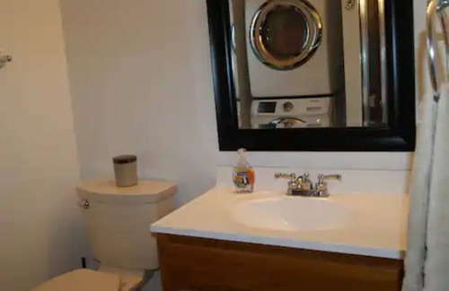 Ocean Shores Condo | Soothing 2-bdrm condo near beach with WiFi and Fireplace