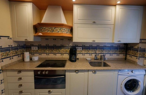 Moreaga Apartment | Sopelana town very close to the beach ideal for surfers and families.