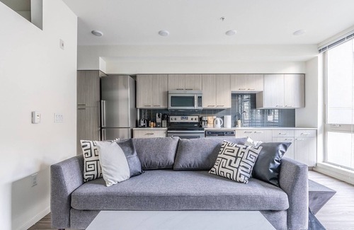 Mercer Island Apartment | Sophari Mercer Island Suites!
