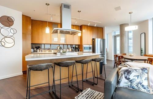 West Bellevue Apartment | Sophari Towers Bellevue