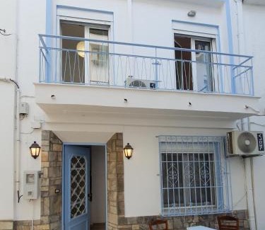 Skiathos Apartment | Sophellie's place Skiathos