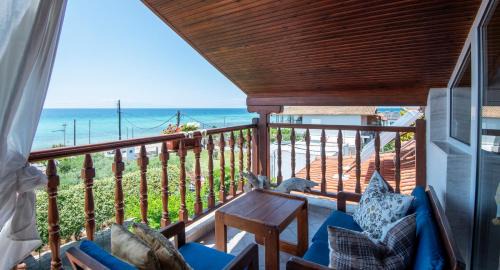 Nea Propontida House | Sophia houses by the sea