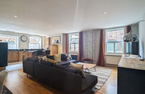 Havant Apartment | Sophie's House , Havant - stylish and modern, comfortable for all the family