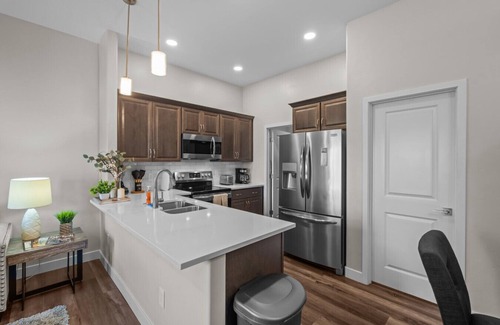 River Walk Condo | Sophisticated Elegance Spacious Condo