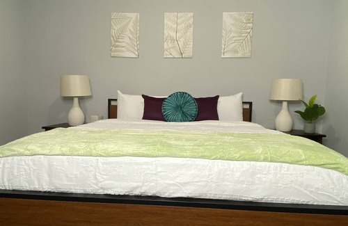 Oswego House | Sophisticated Town home w/ King Beds and Fenced Yard