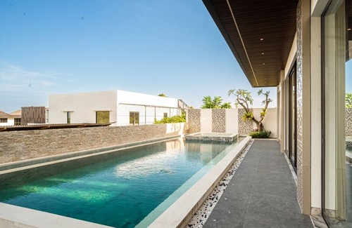Ungasan Villa | Sophistication & Cliffside Luxury – 4 Bedroom Villa in Uluwatu