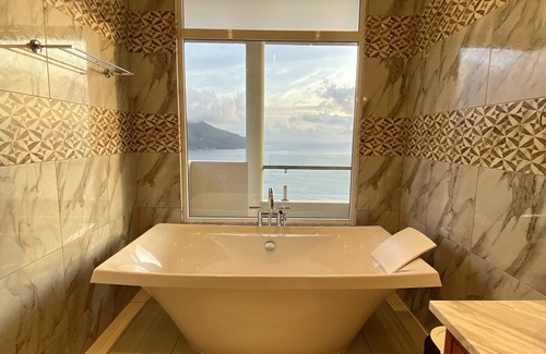 Glacis Bed & Breakfast | Sorento Sur Mer