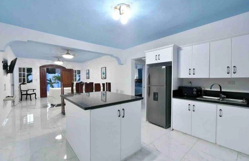 Sosua Villa | Sosua villa 12Br available for bachelor party, Luxury VIP transportation