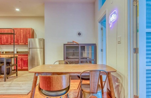 West Poplar Apartment | Sosuite | 2BR Apt w W/D, Gym, On-Site Restaurant