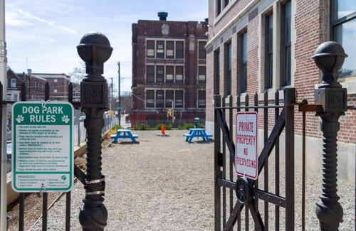 West Philadelphia Apartment | Sosuite | Studio Loft w W/D, Gym, Lounge