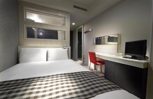 Shinbashi Hotel | Sotetsu Fresa Inn Shimbashi-Karasumoriguchi
