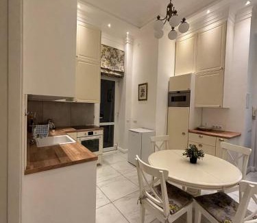 Erzsebetvaros Apartment | Soul of Culture Budapest