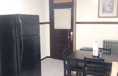 South Chicago Apartment | South Chicago Community Immersion in 2 Bedroom Apt