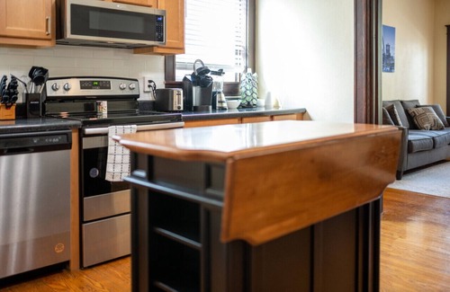 St. Louis Apartment | South City One Bedroom Apartment by StayLage