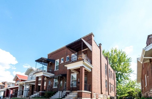 St. Louis Apartment | South City One Bedroom Apartment by StayLage